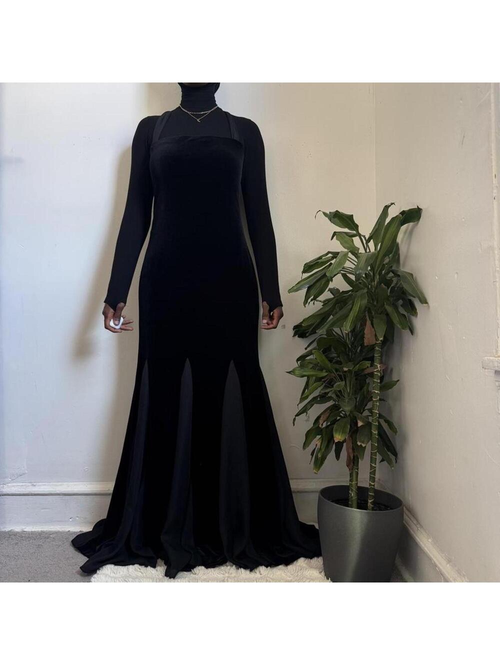 Vintage Marc Bouwer Black Velvet Godet Mermaid Gown - Size 14